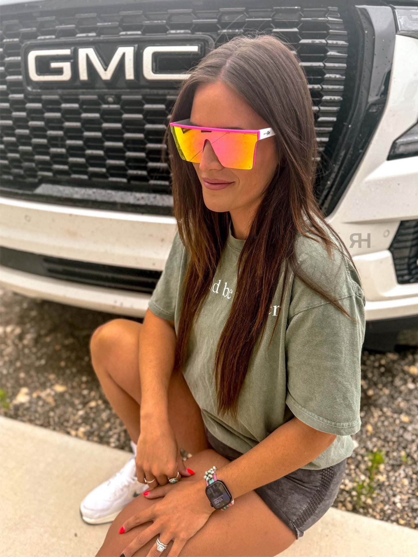 VIBIN’ SUNNIES ☀️